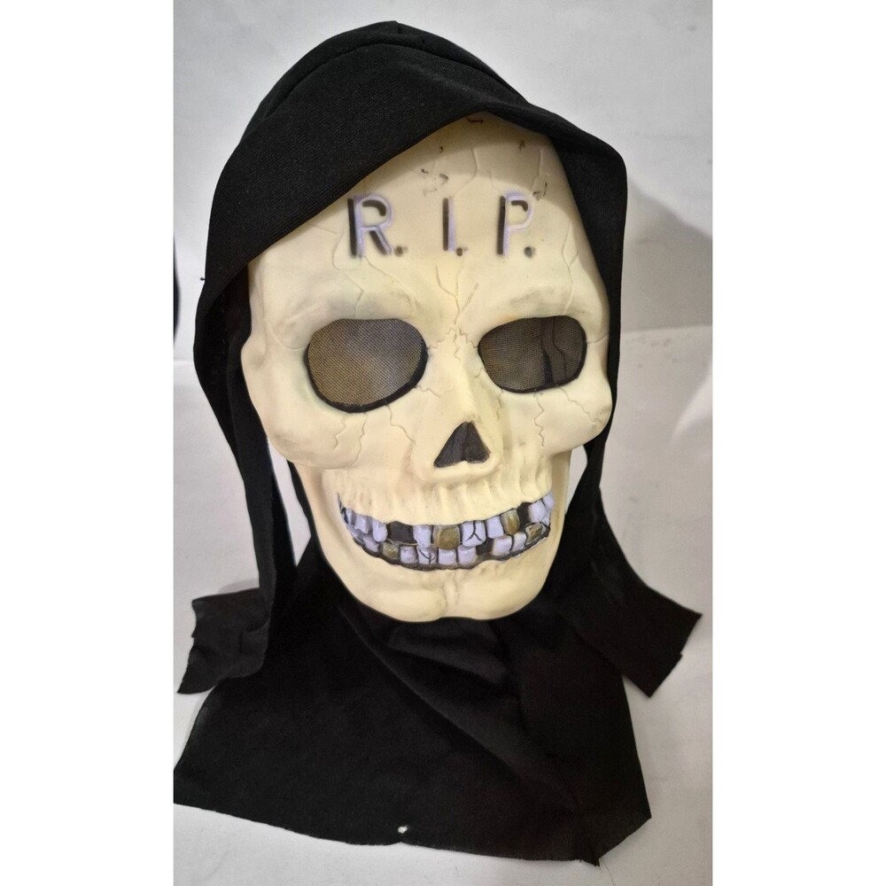 VTG Halloween Mask Easter Unlimited (MK) R.I.P Skull COTTON Shroud RIP